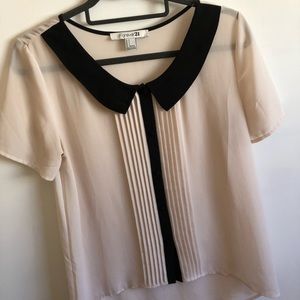 Chiffon Pleated and Collared Blouse